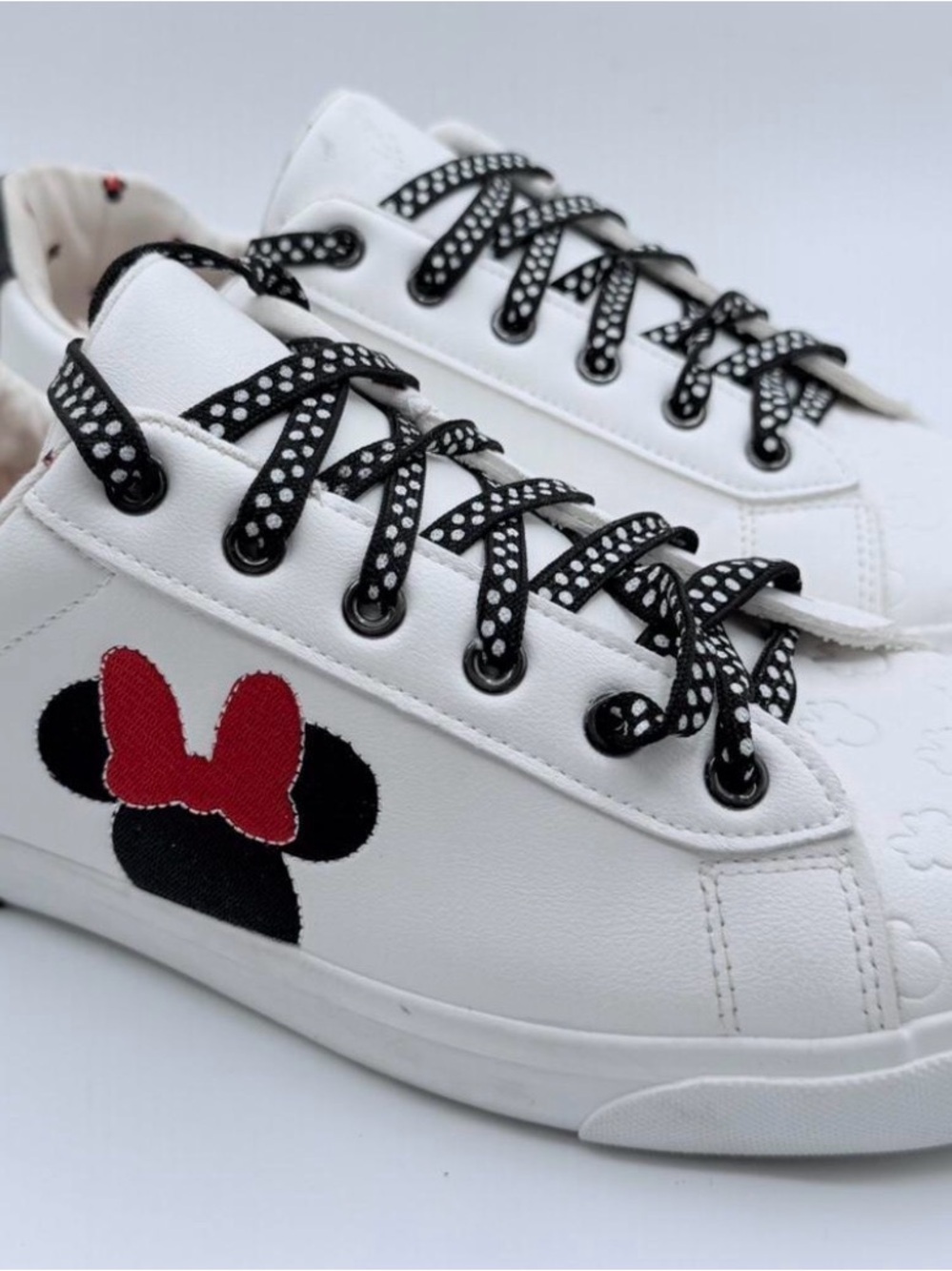 White Sneakers with Minnie Mouse Patch and Black Polka Dot Laces